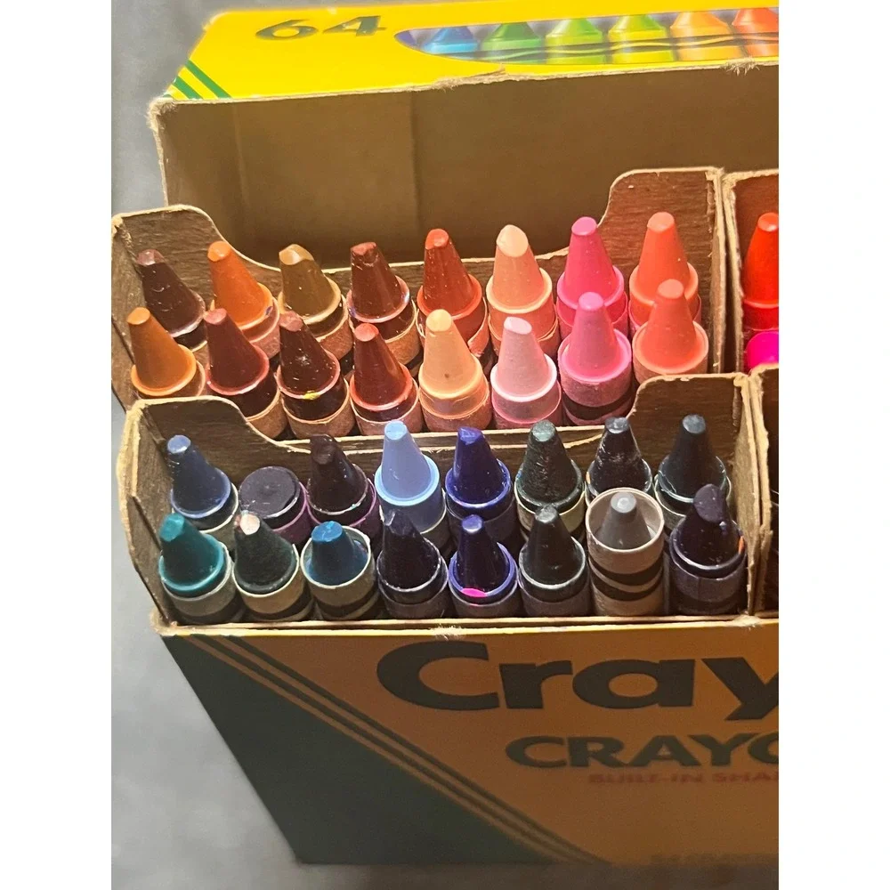 Vintage 1990 Crayola 64 USA Crayons‎ w Sharpener Open Box Thistle Mulberry